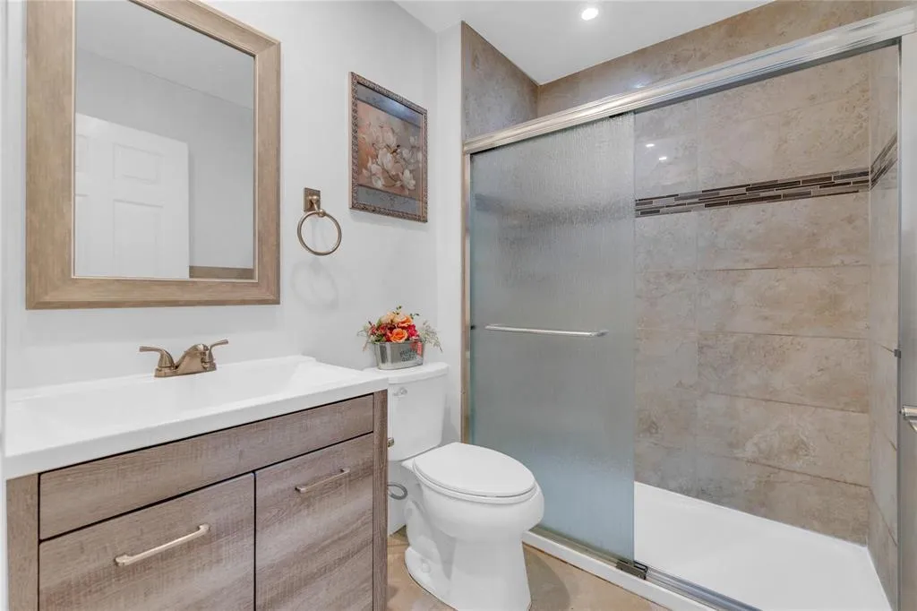3003 guest bath