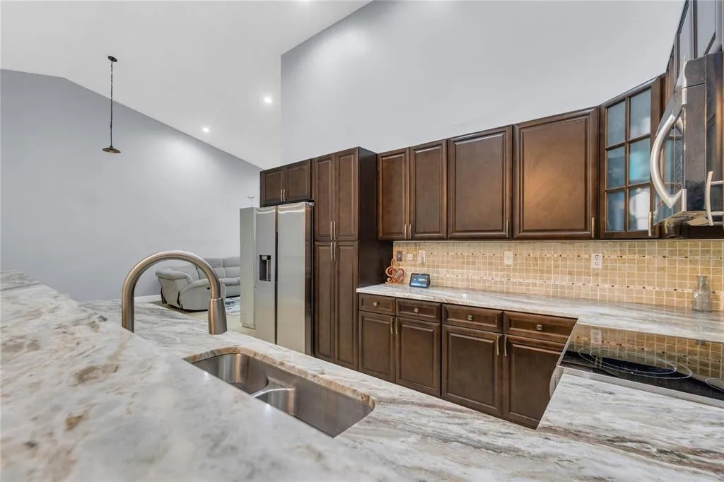 3003 kitchen