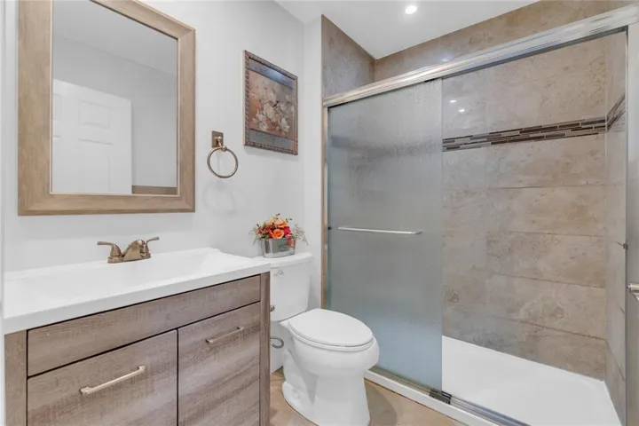 3003 guest bath