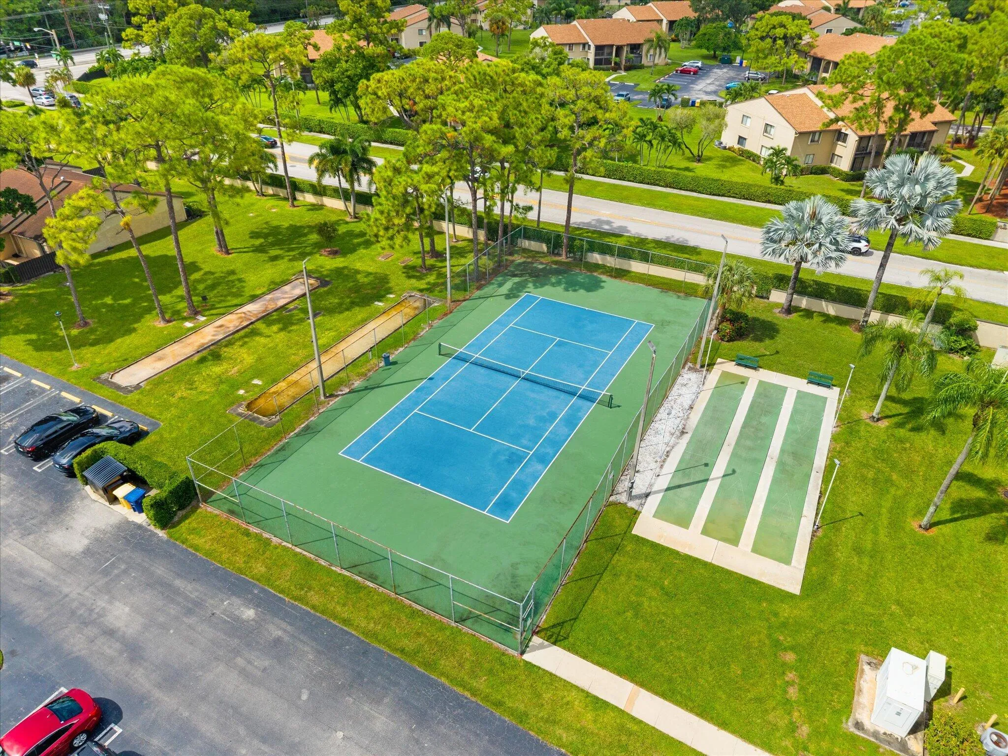 Tennis & Shuffleboard