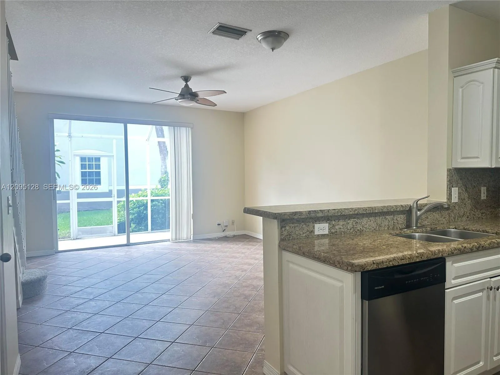 Property photo 64