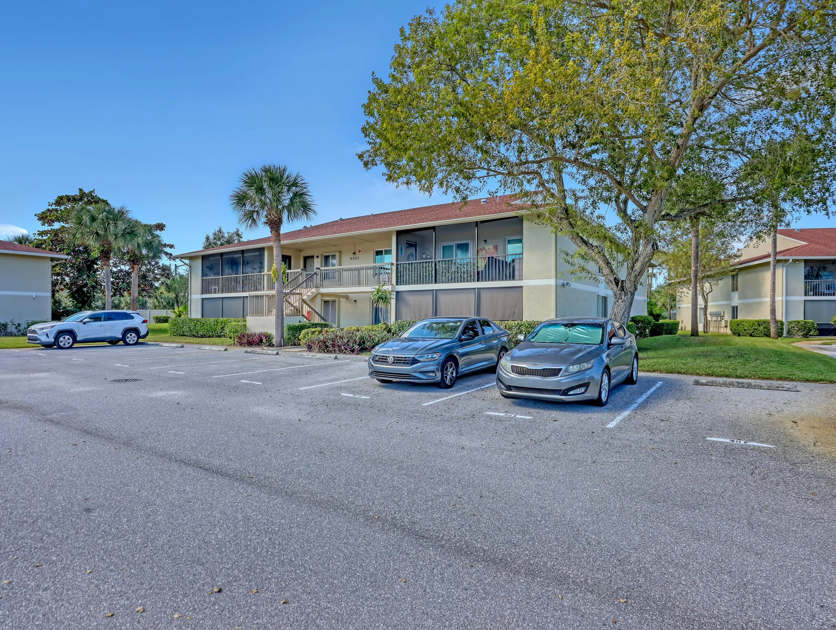 6552 Chasewood (1)