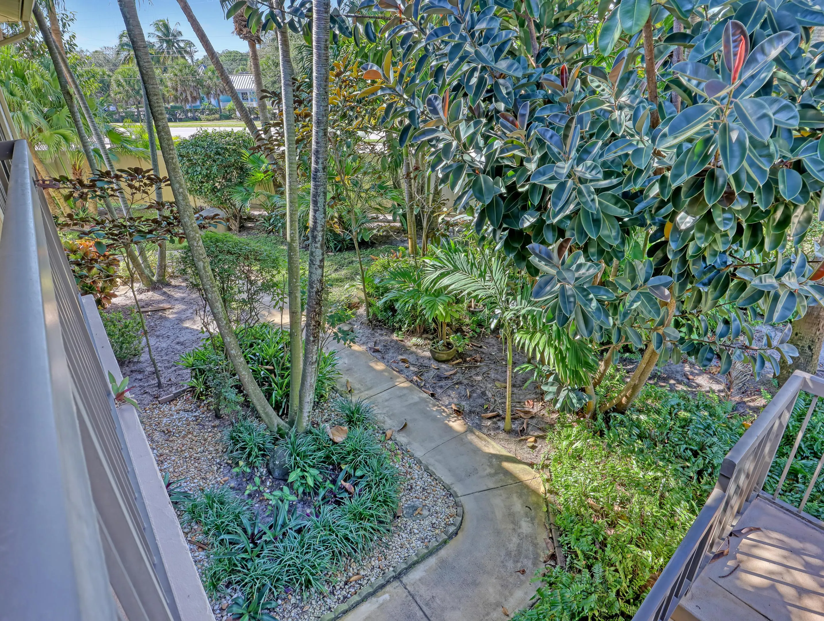 6552 Chasewood (9)