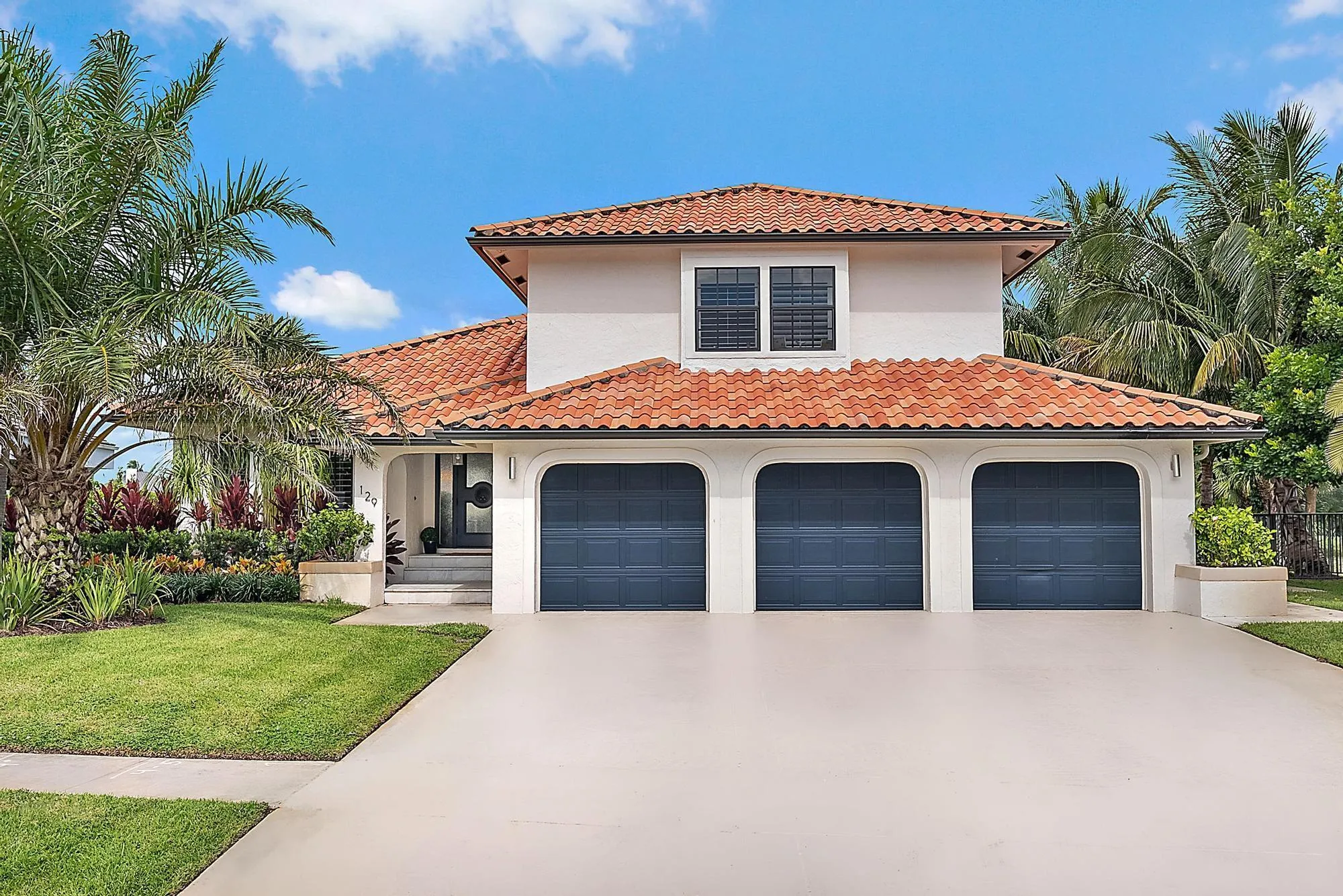 129 Olympus Way-41