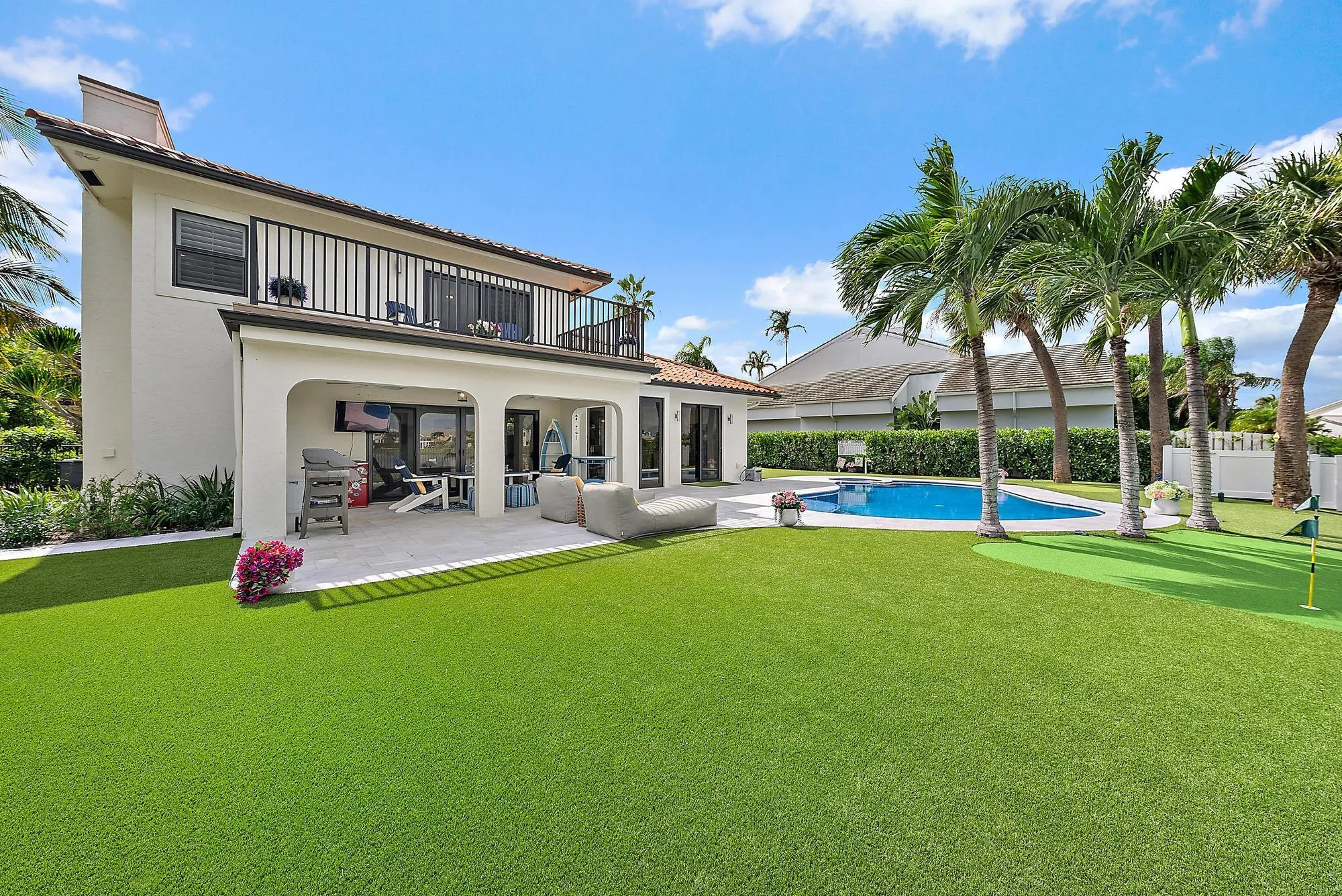 129 Olympus Way-40