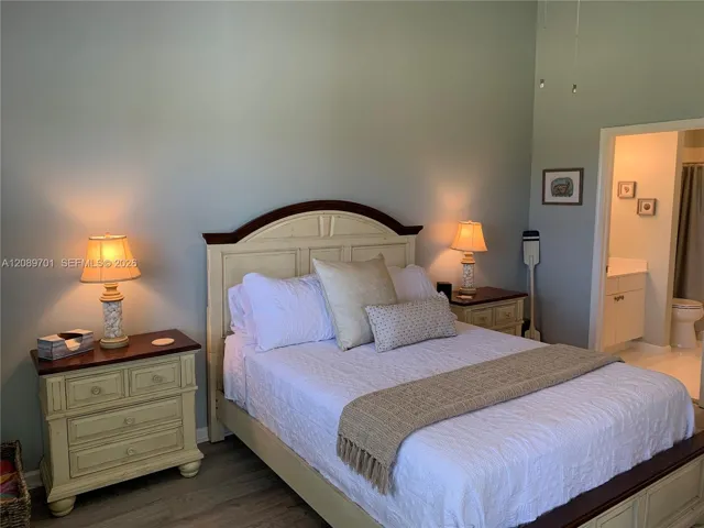 King Bed
