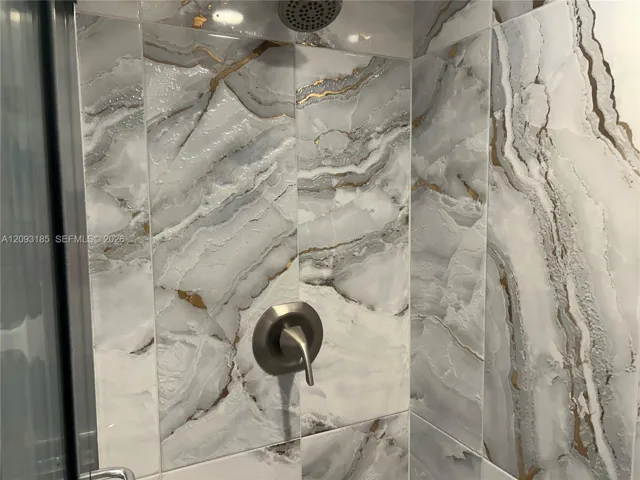 Guest Shower