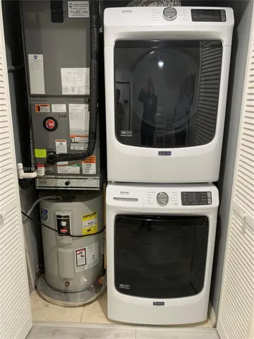 Full Size Washer/Dryer