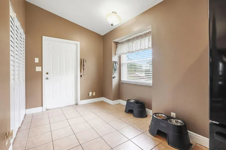 15 Kitchen 05