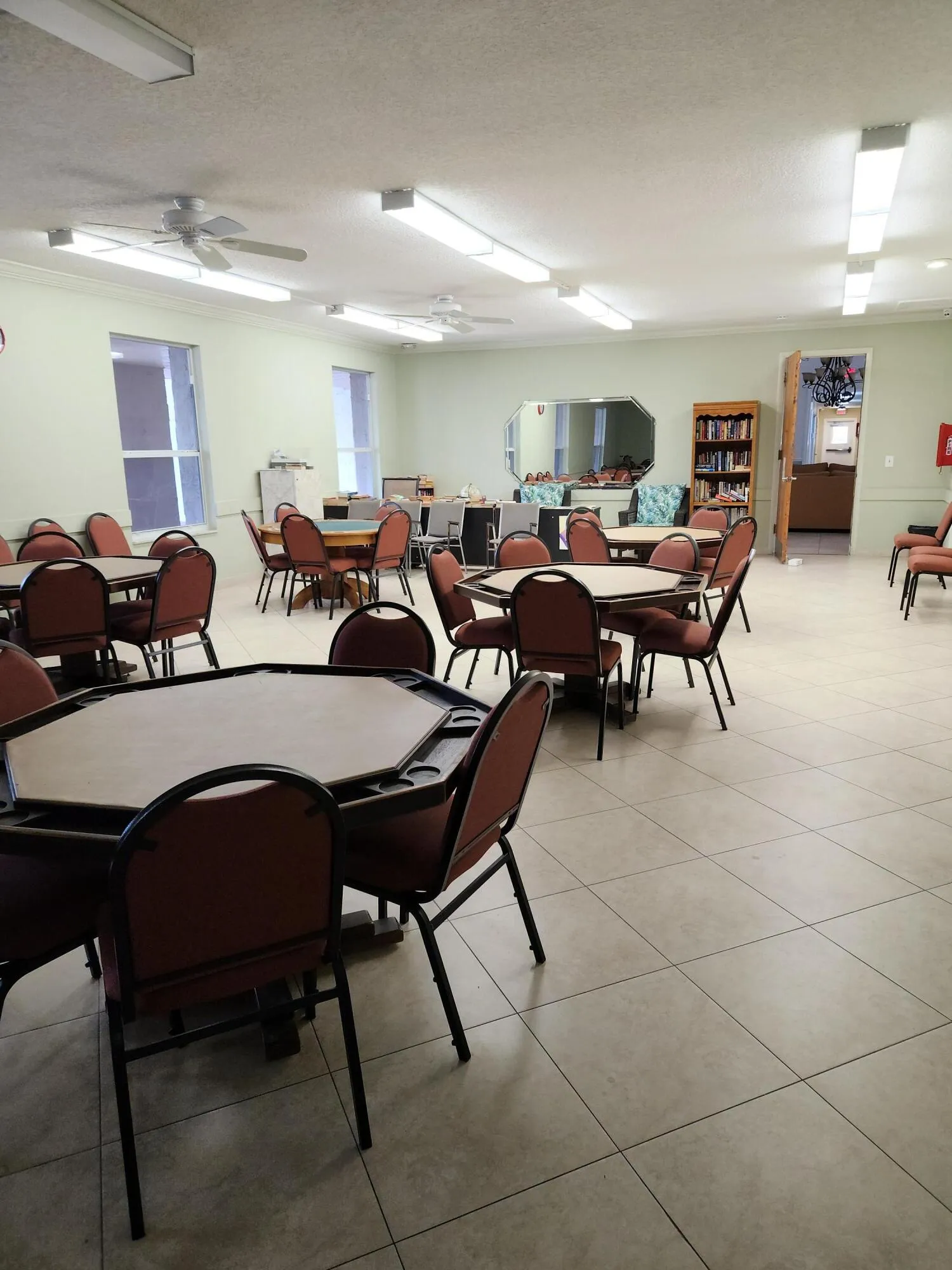 711 Lori Dr 204 card room