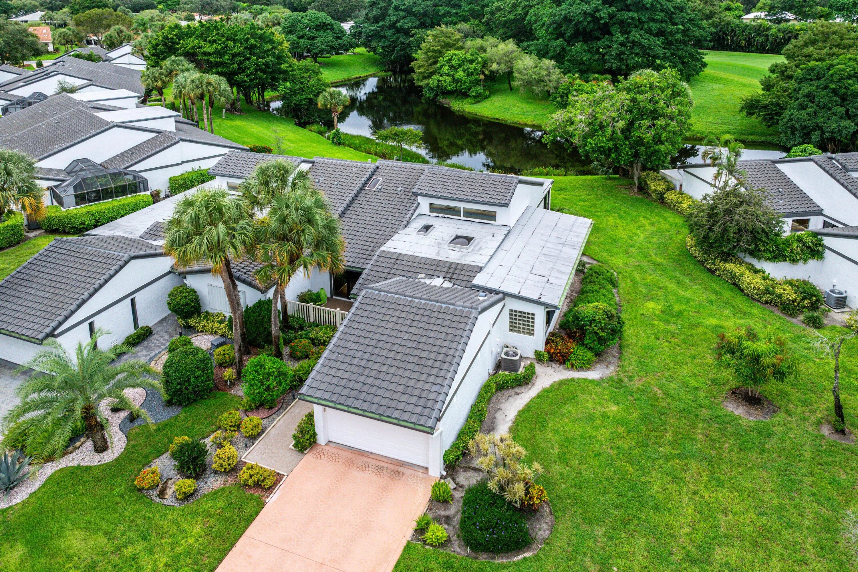 040-61HampshireLane-BoyntonBeach-FL-3343
