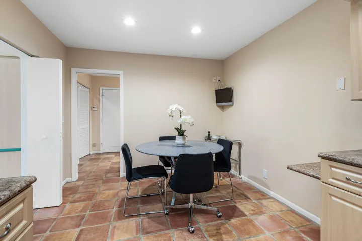011-61HampshireLane-BoyntonBeach-FL-3343
