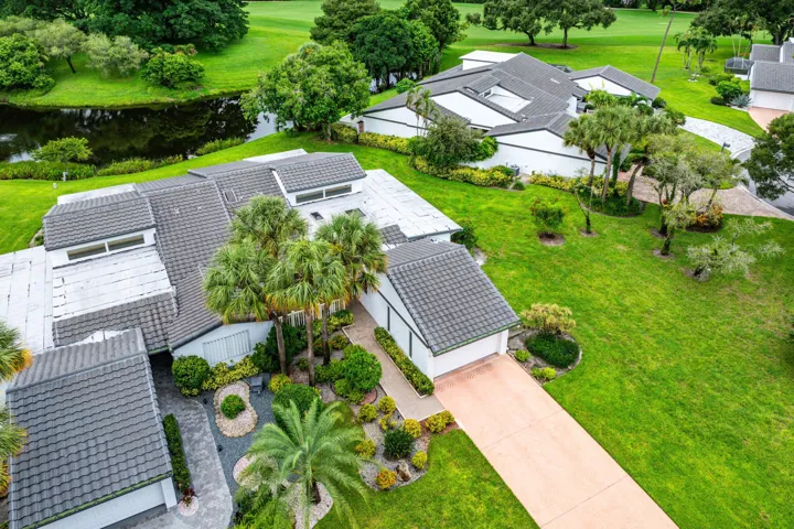 047-61HampshireLane-BoyntonBeach-FL-3343