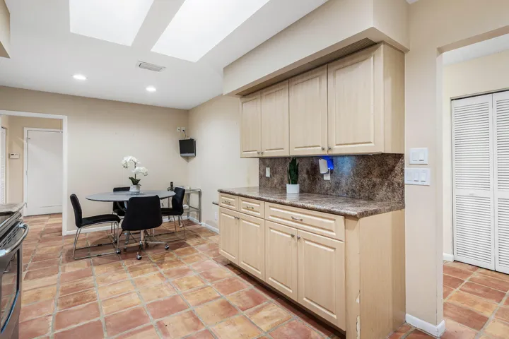 008-61HampshireLane-BoyntonBeach-FL-3343