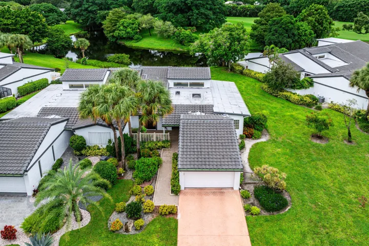 039-61HampshireLane-BoyntonBeach-FL-3343