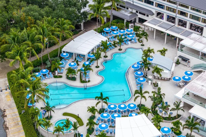 051-61HampshireLane-BoyntonBeach-FL-3343