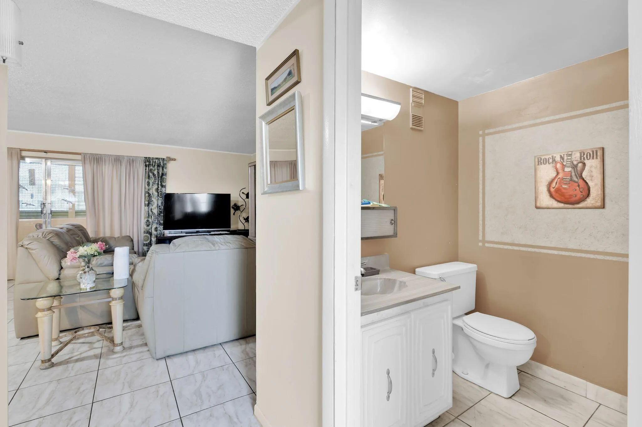 711 Lori Dr 204 half bath room 2