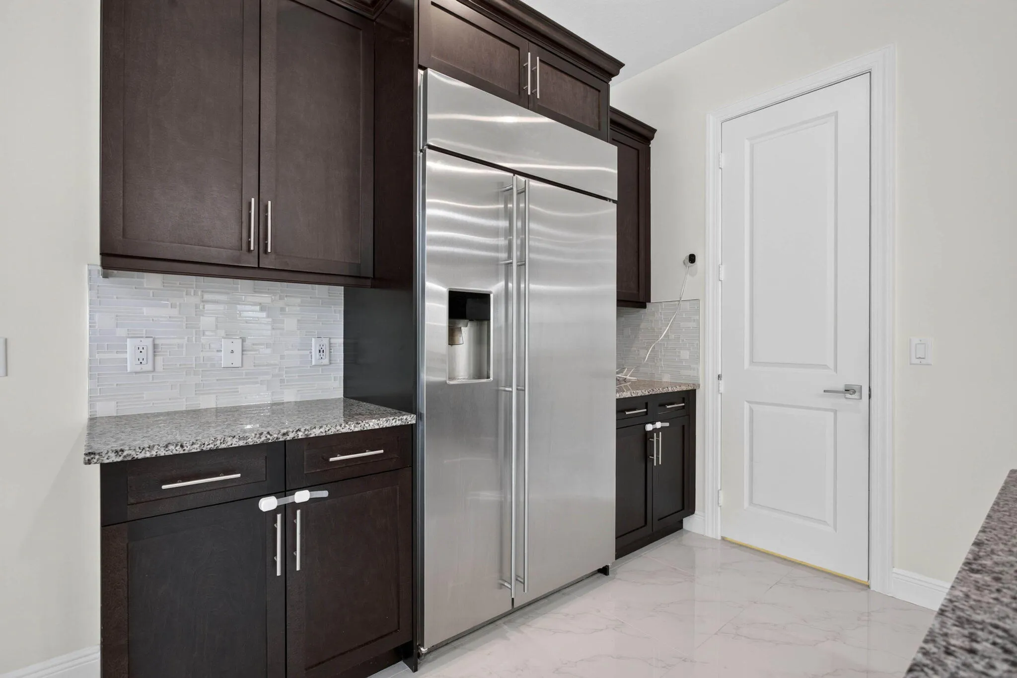 28-web-or-mls-11760-27