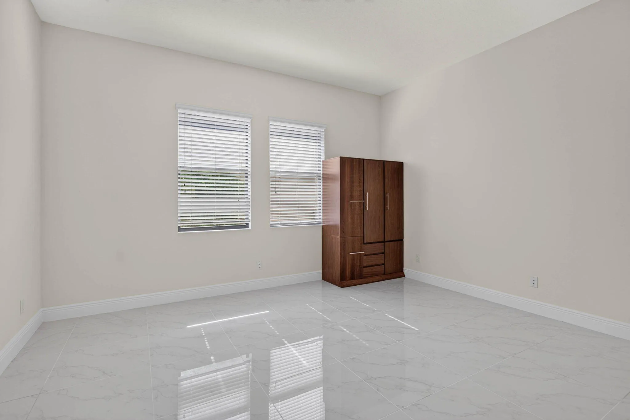 36-web-or-mls-11760-35