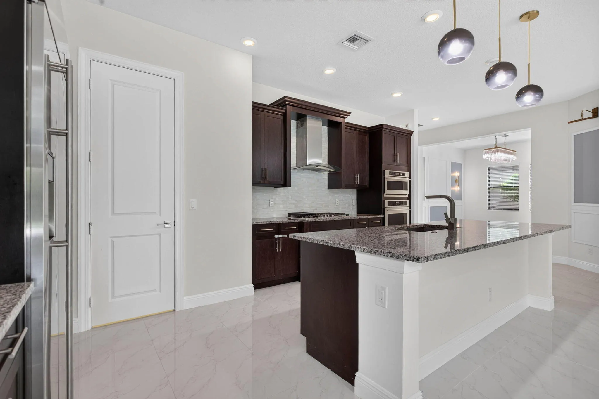29-web-or-mls-11760-28