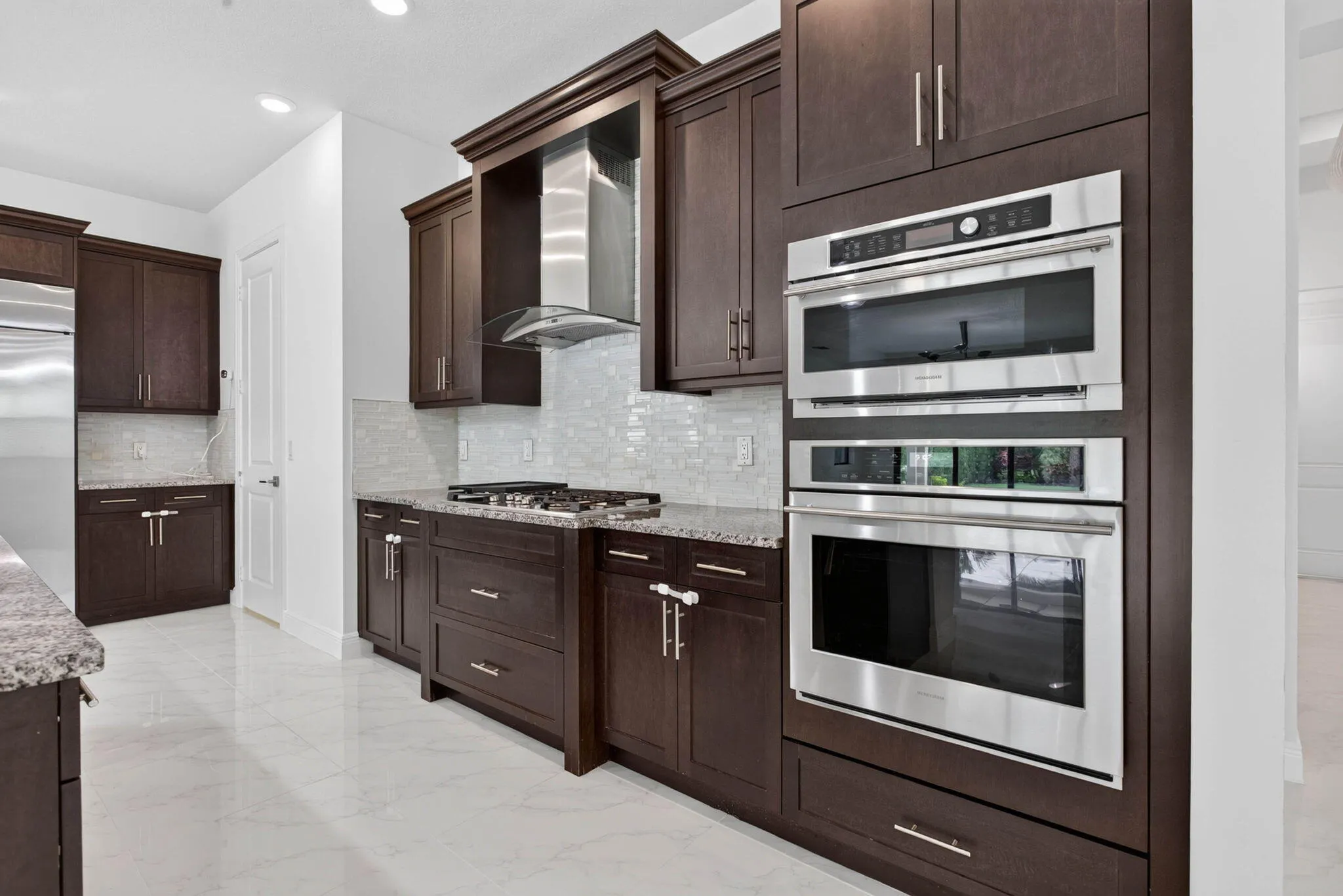 26-web-or-mls-11760-25