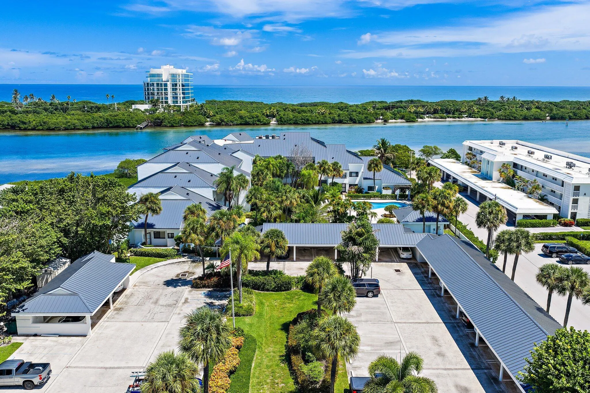 001-200WaterwayRd-Tequesta-SMALL