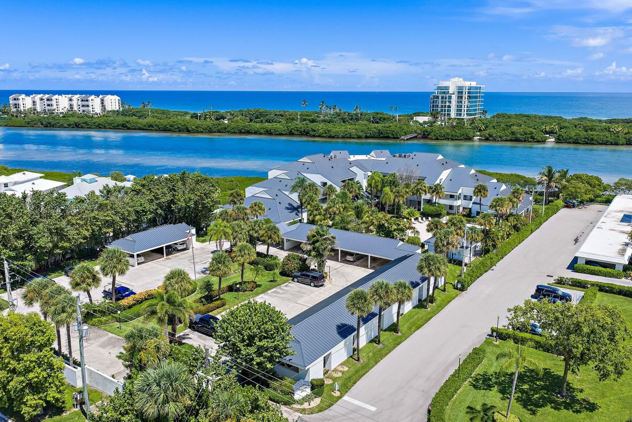 002-200WaterwayRd-Tequesta-SMALL