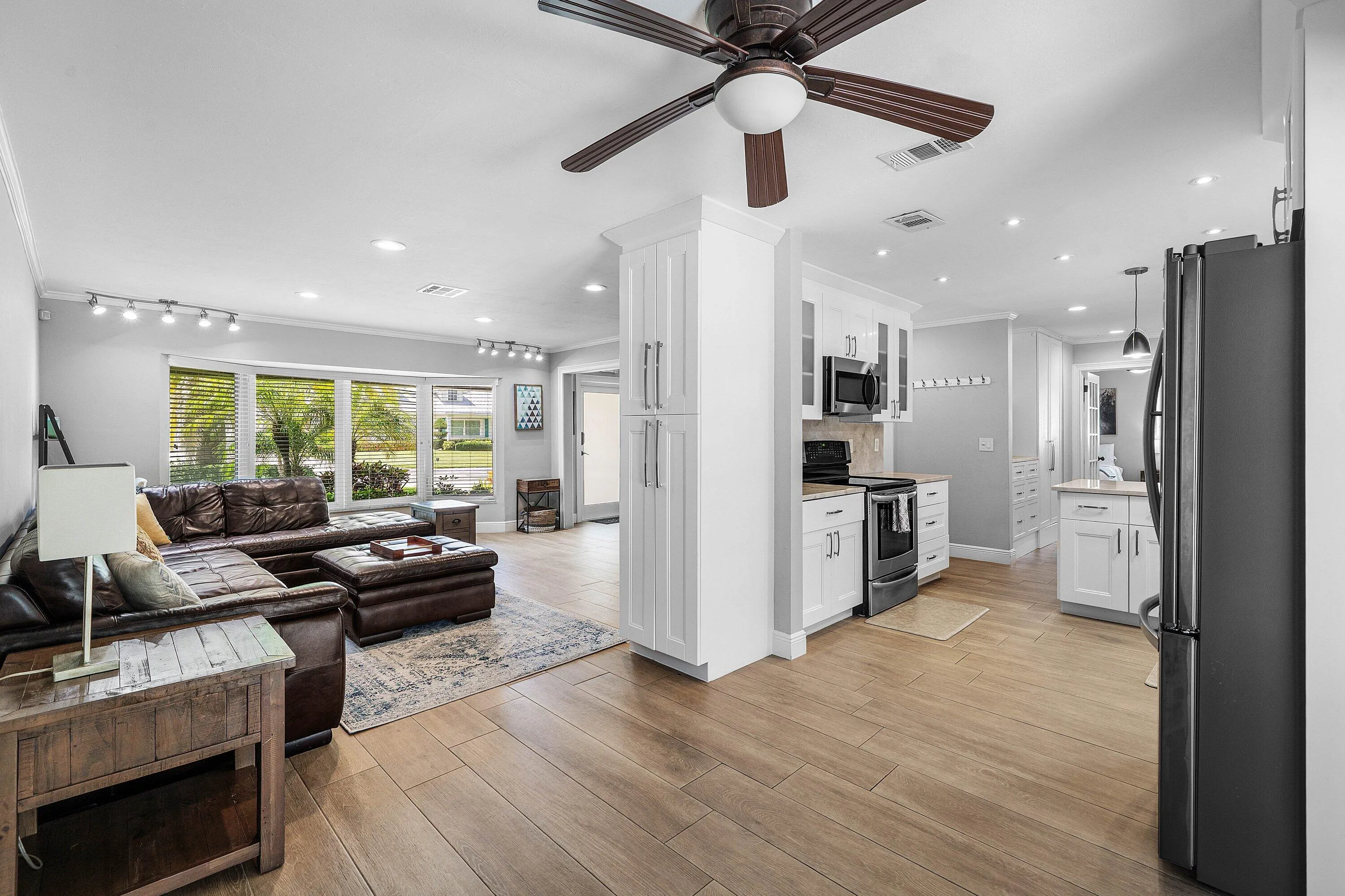 011-3616Southeast2ndStreet-BoyntonBeach-
