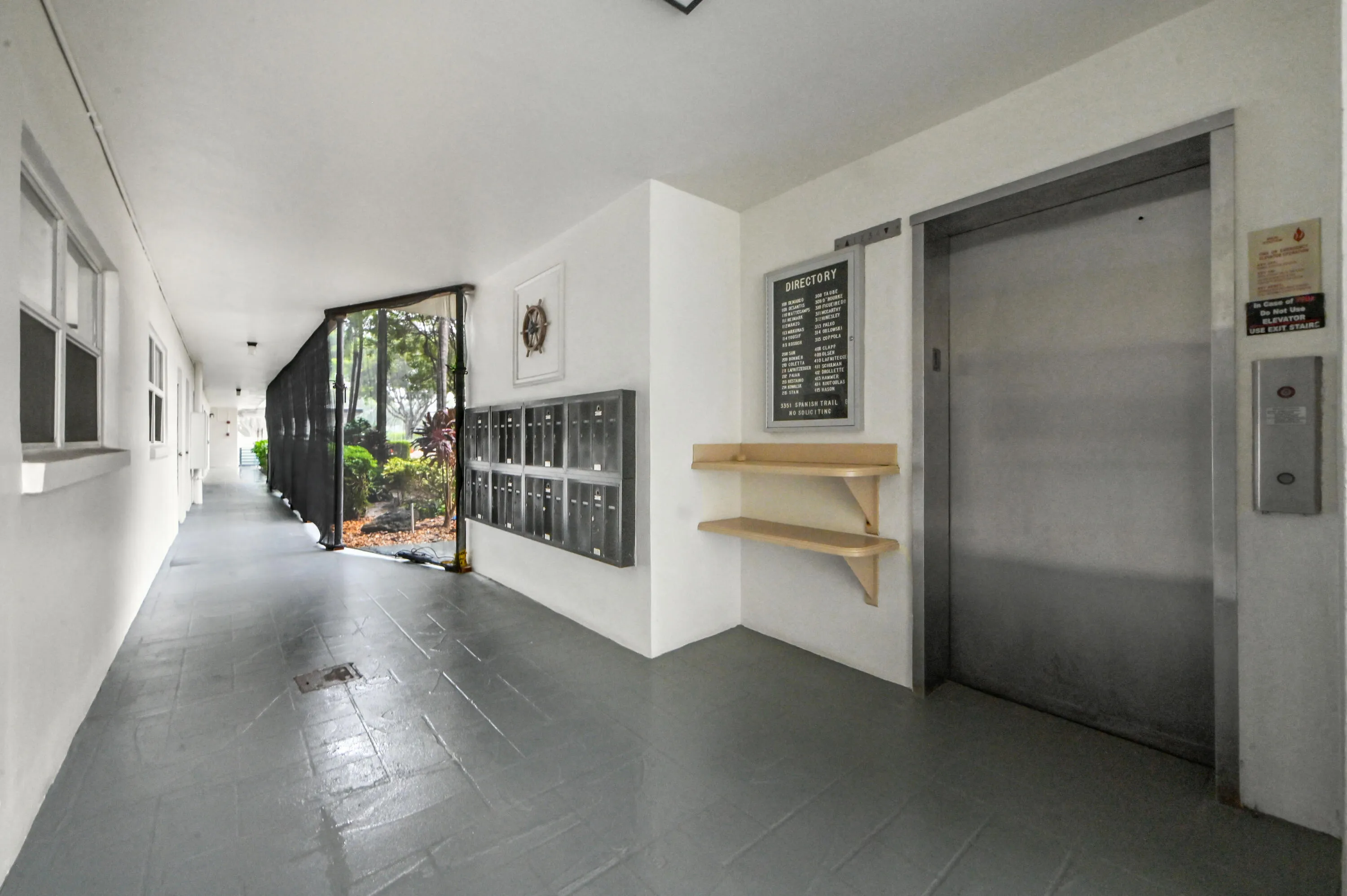 01 Elevator 01