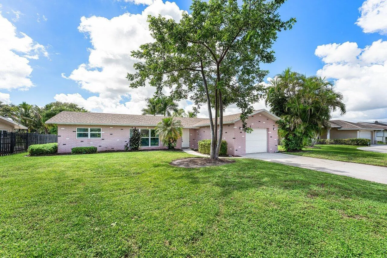 002-128SandpiperAvenue-RoyalPalmBeach-FL