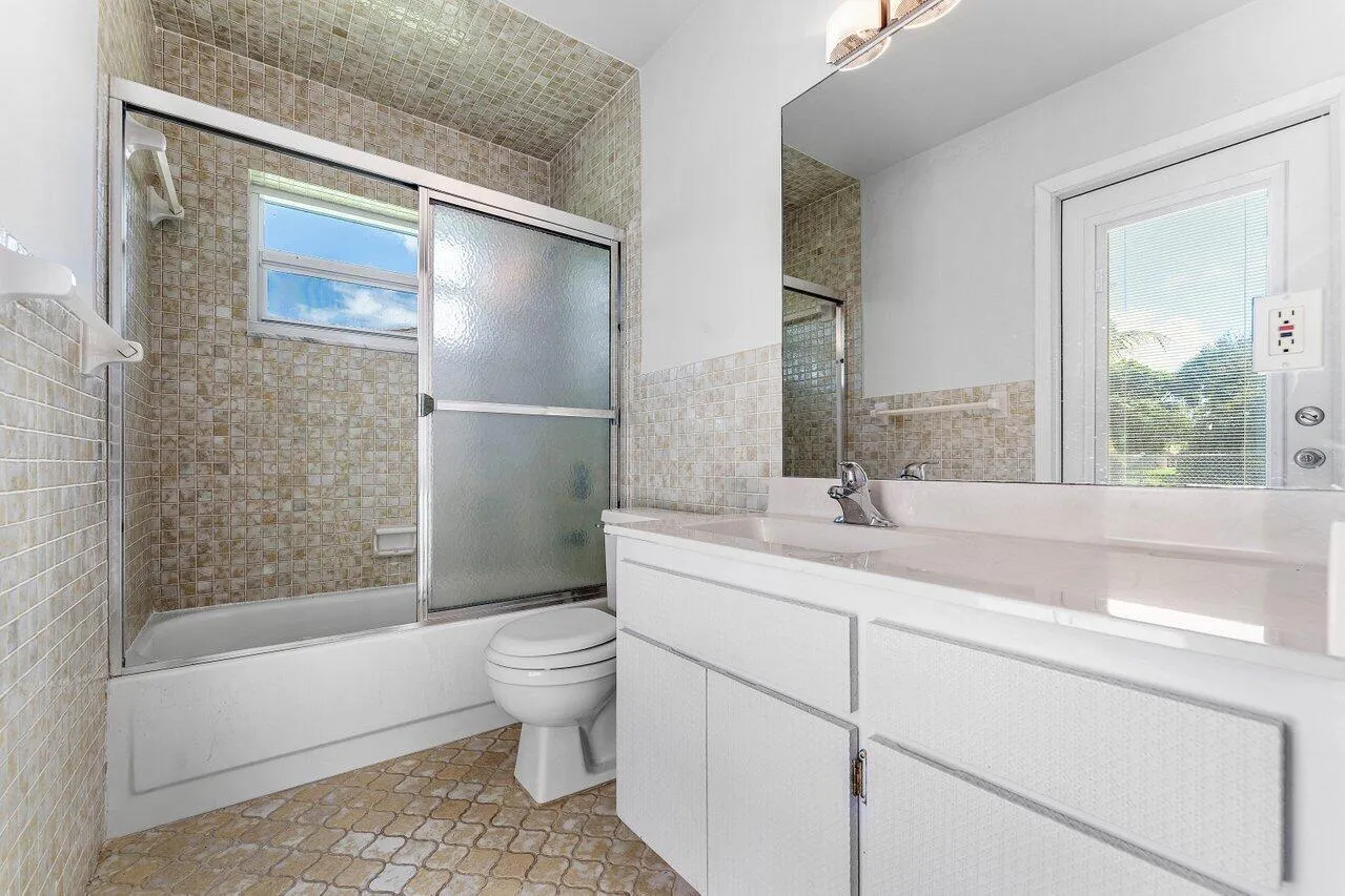 023-128SandpiperAvenue-RoyalPalmBeach-FL