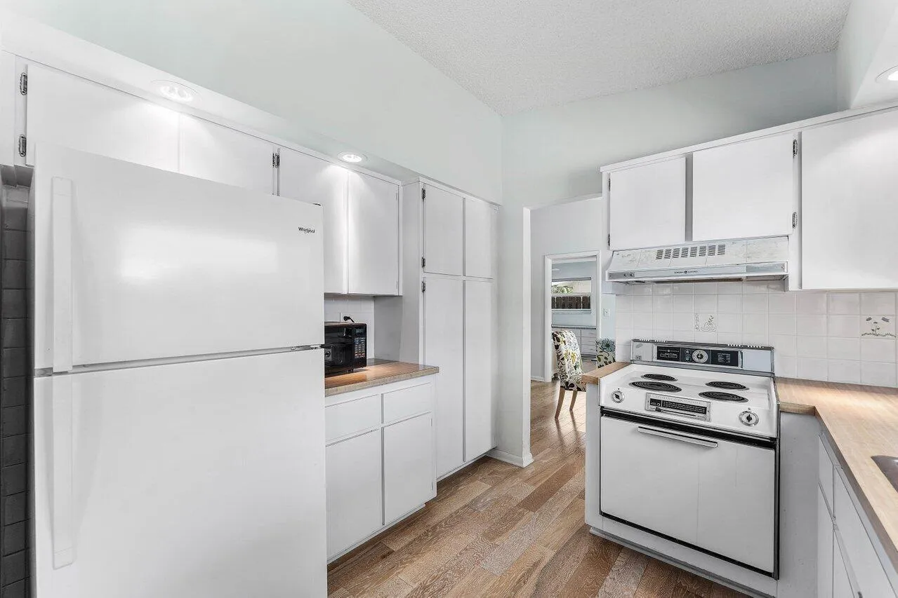 006-128SandpiperAvenue-RoyalPalmBeach-FL
