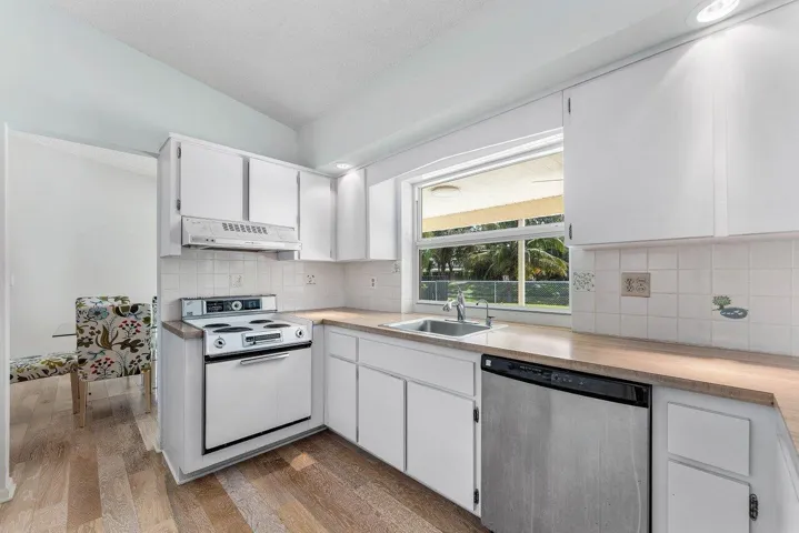 005-128SandpiperAvenue-RoyalPalmBeach-FL
