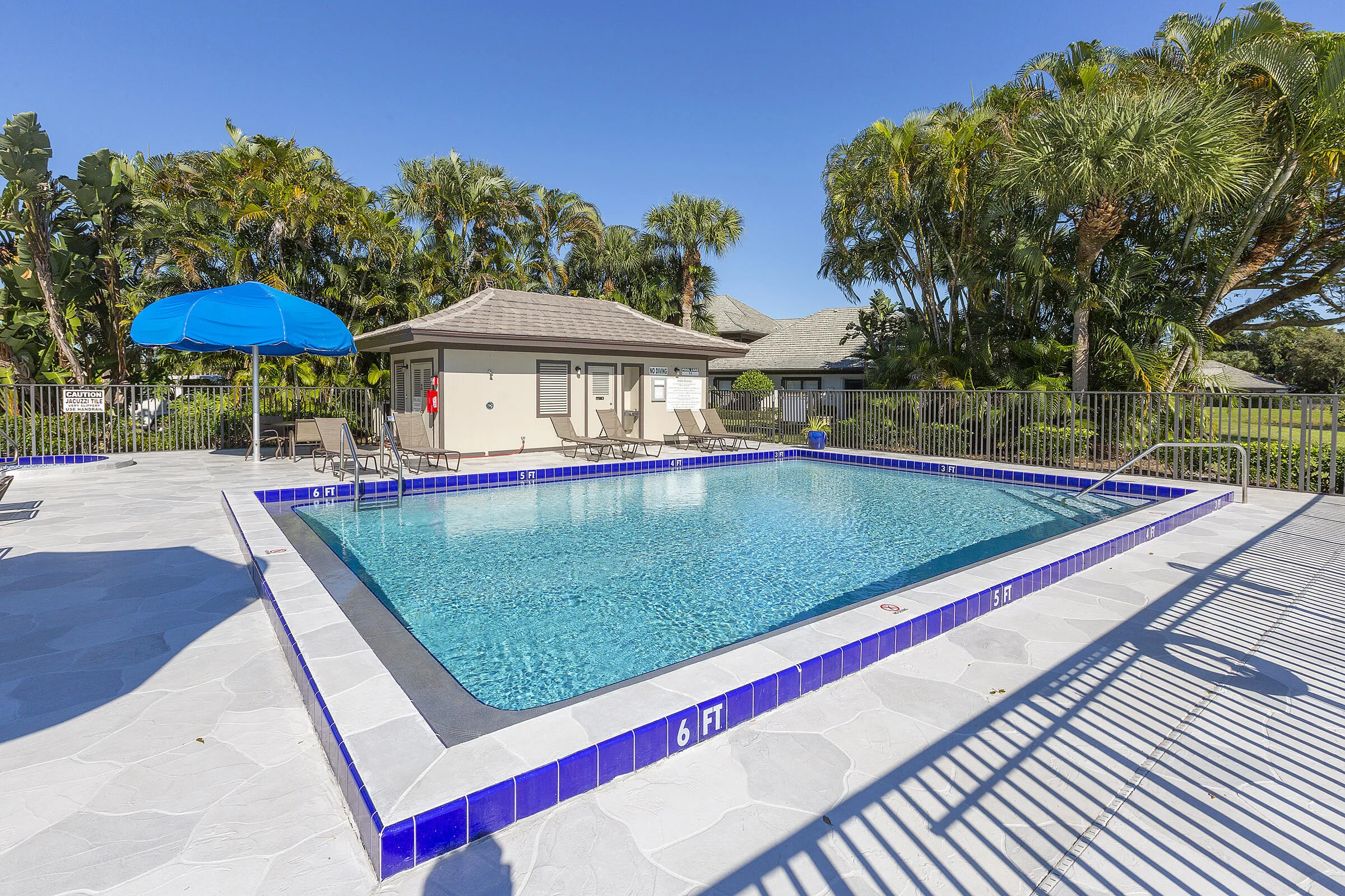 37_Pool
