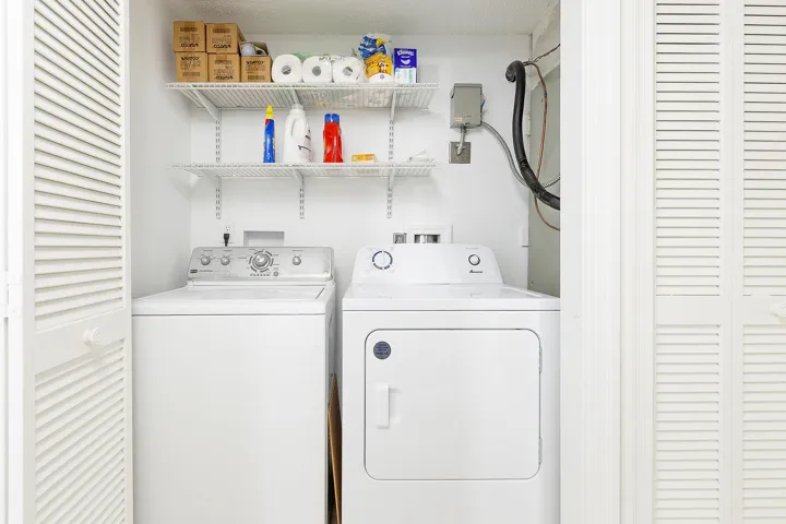 32_Laundry