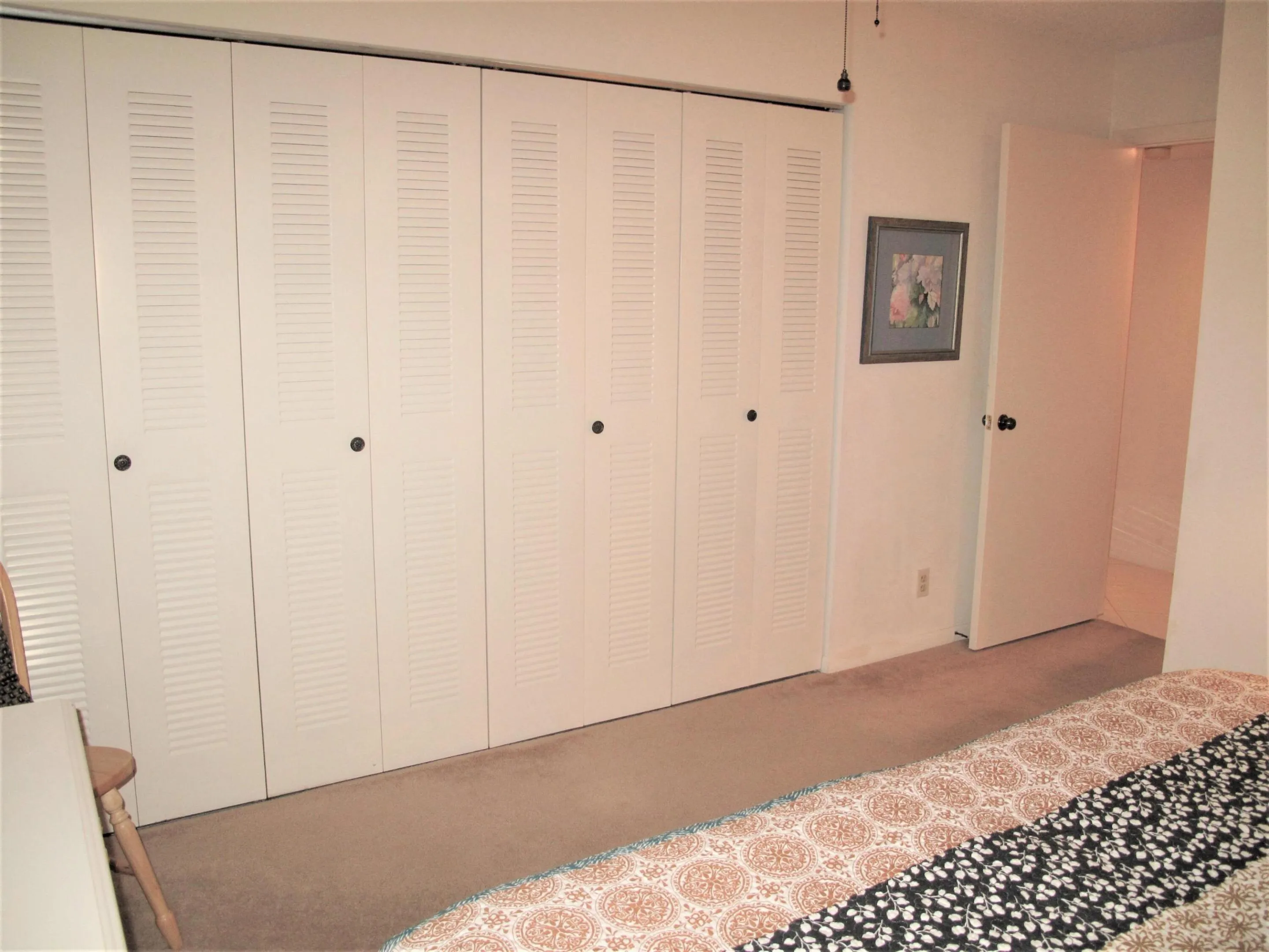 Guest bedroom closet space