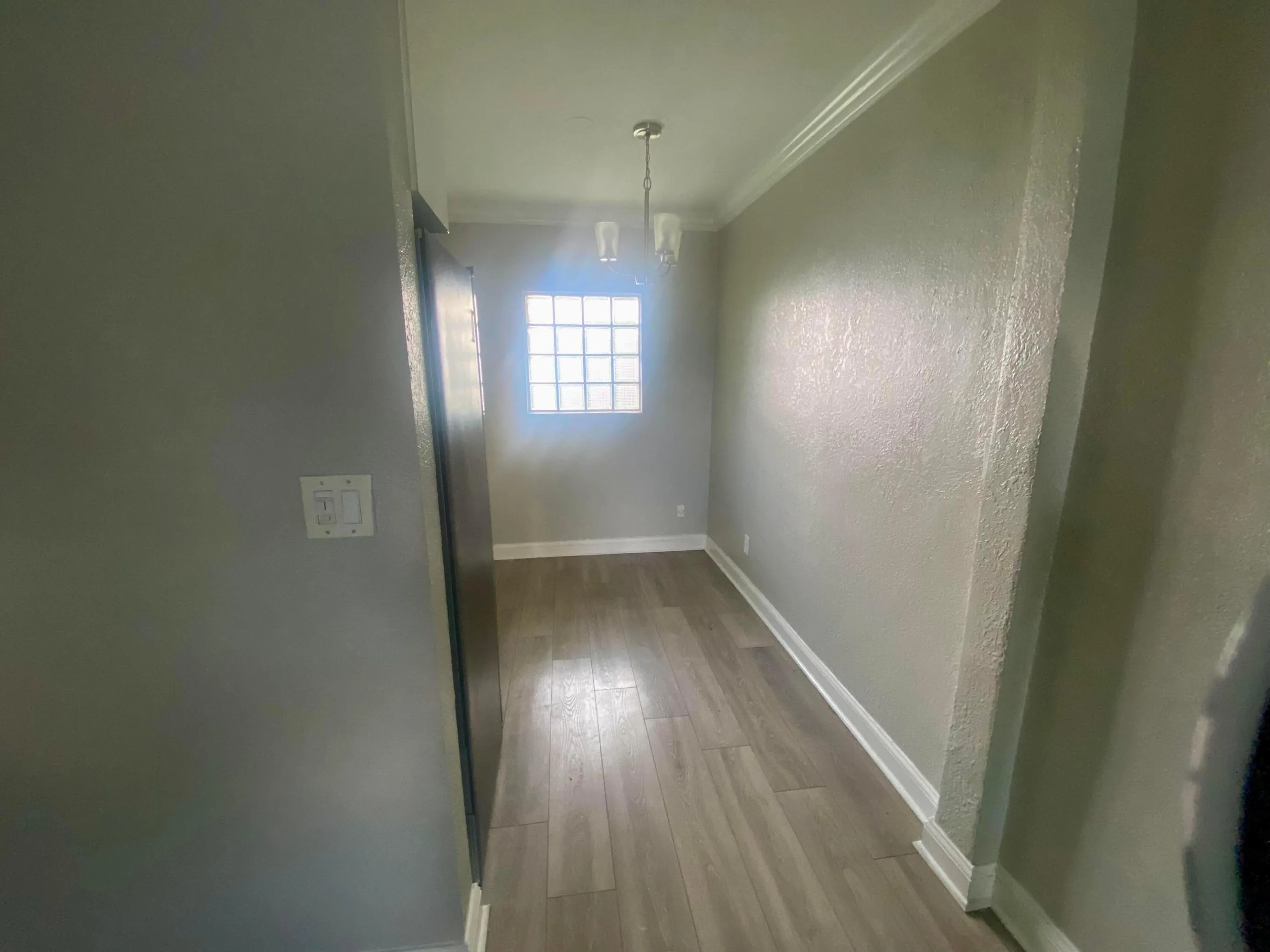 hall by kitchen