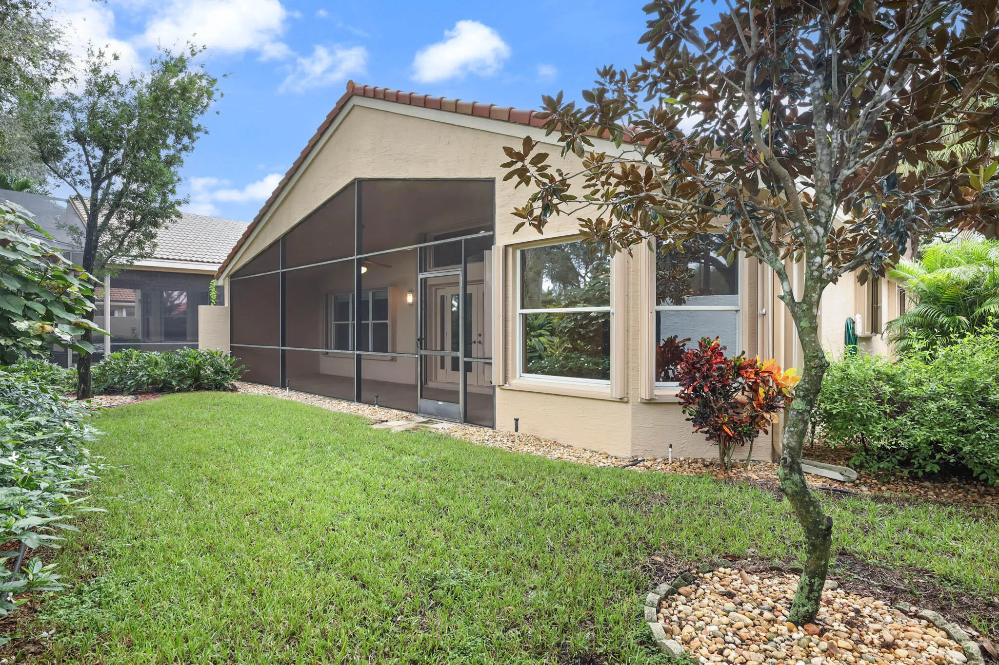 7286 Wailea Ave (36)