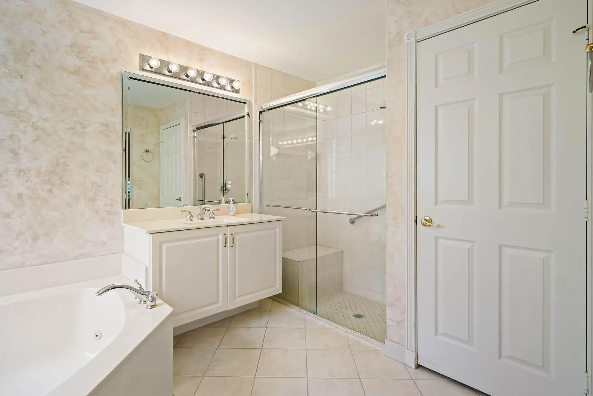 7286 Wailea Ave (23)