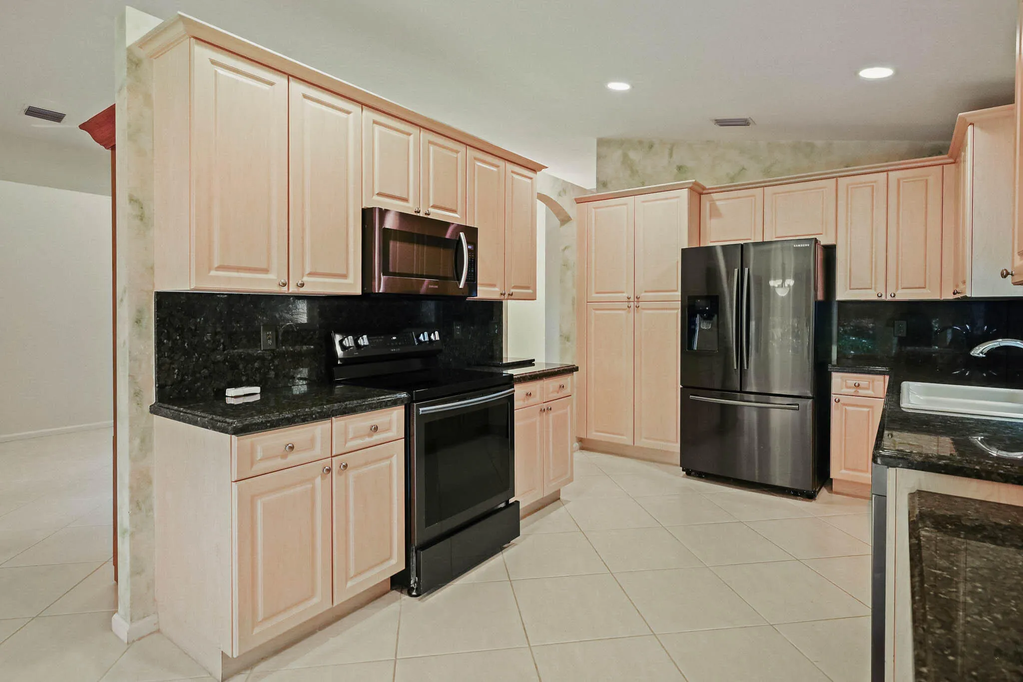 7286 Wailea Ave (12)