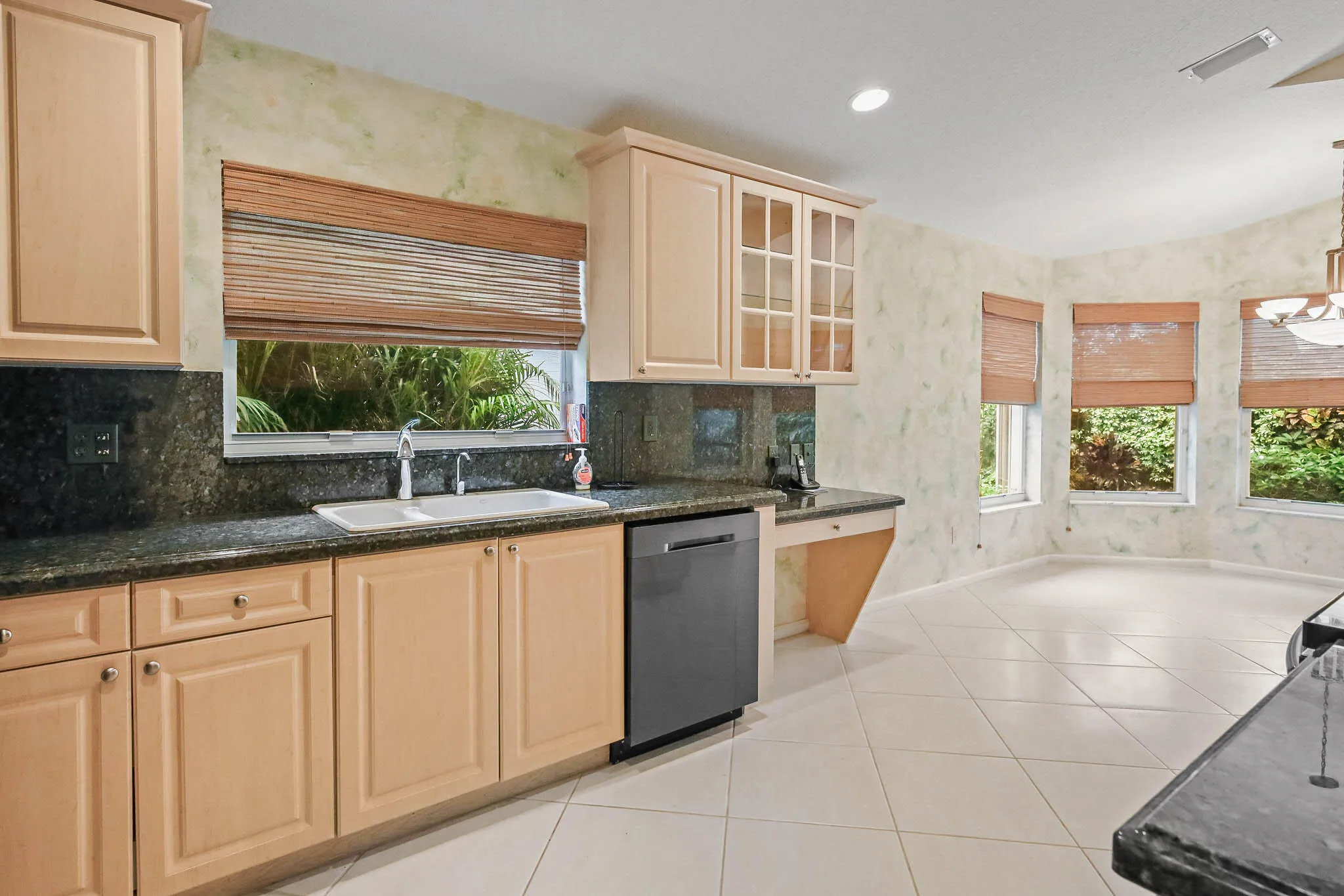 7286 Wailea Ave (13)