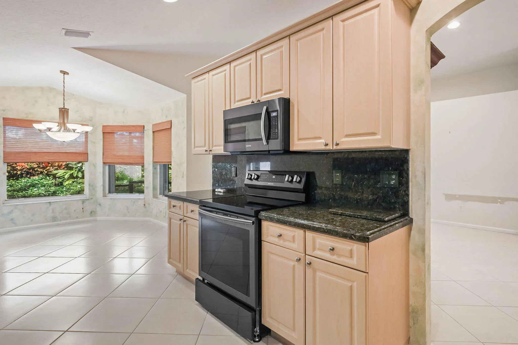 7286 Wailea Ave (14)