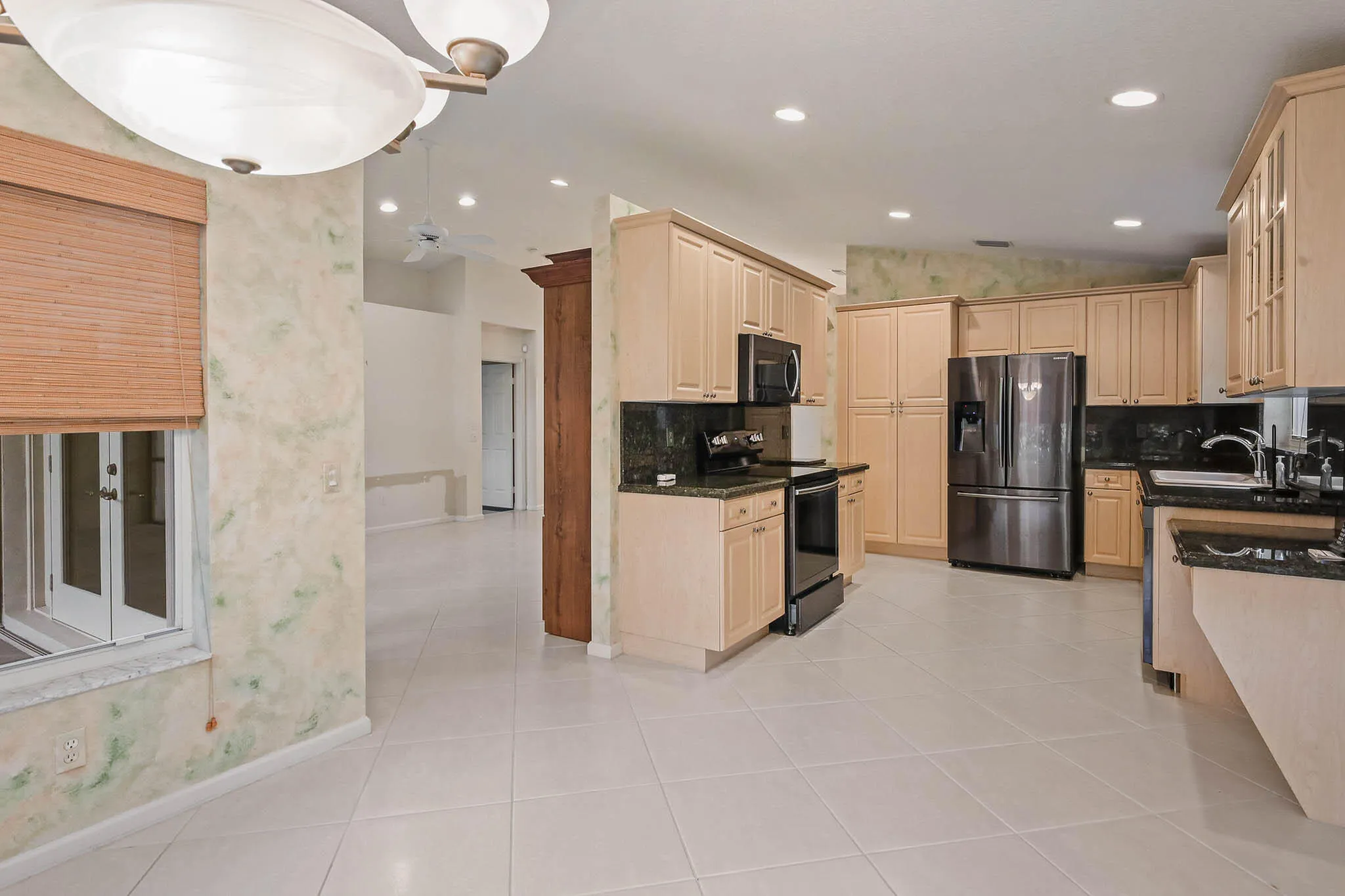 7286 Wailea Ave (11)