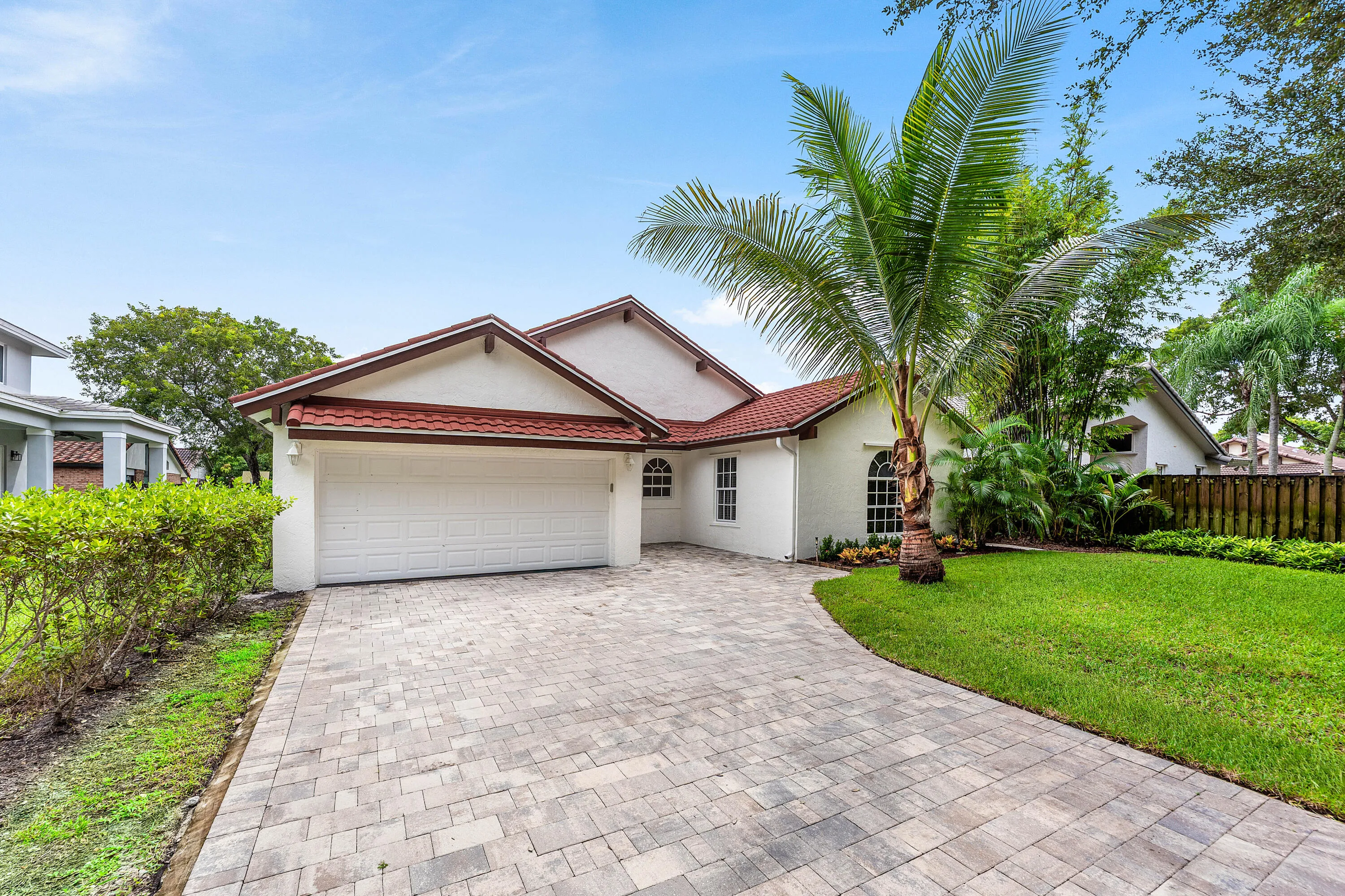 002-3145WestQuaysideDrive-Hollywood-FL-3