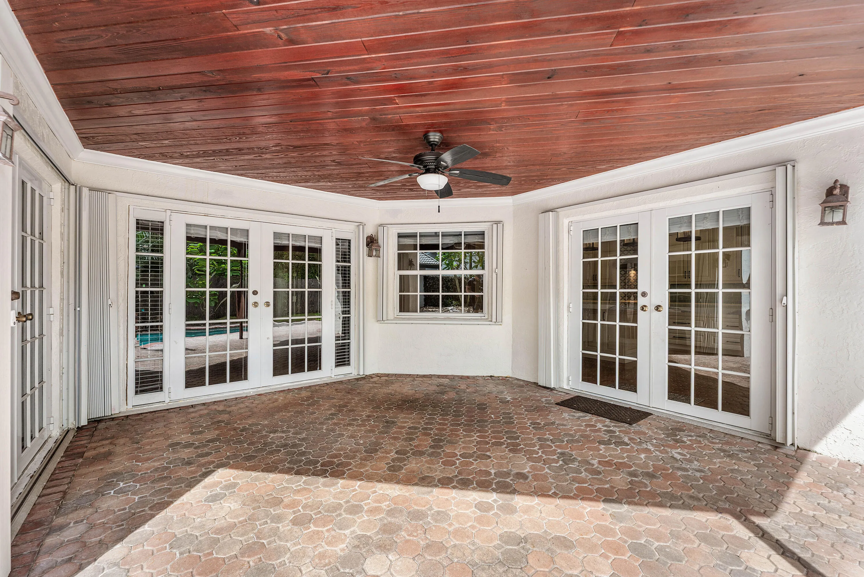 028-3145WestQuaysideDrive-Hollywood-FL-3