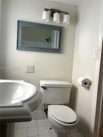 bathroom2