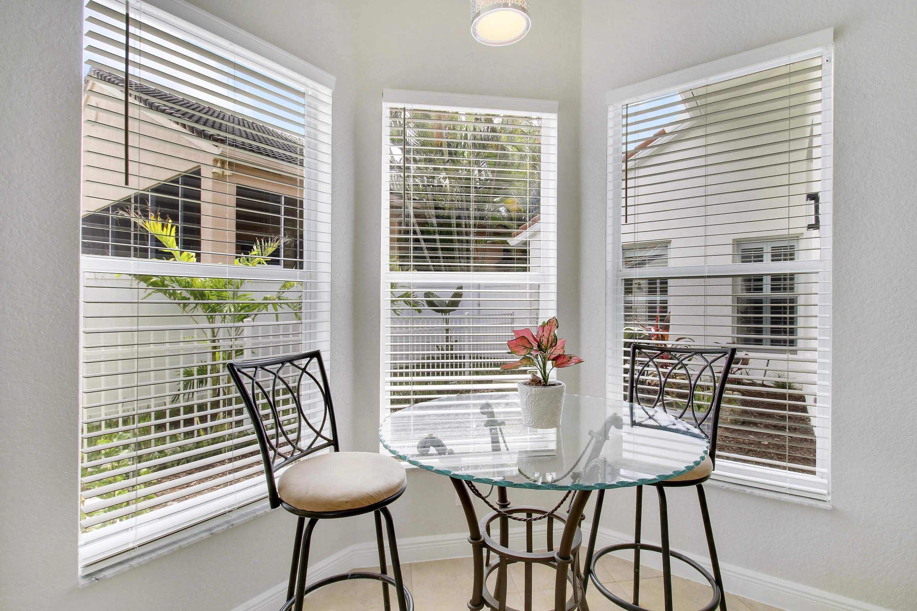 breakfast nook