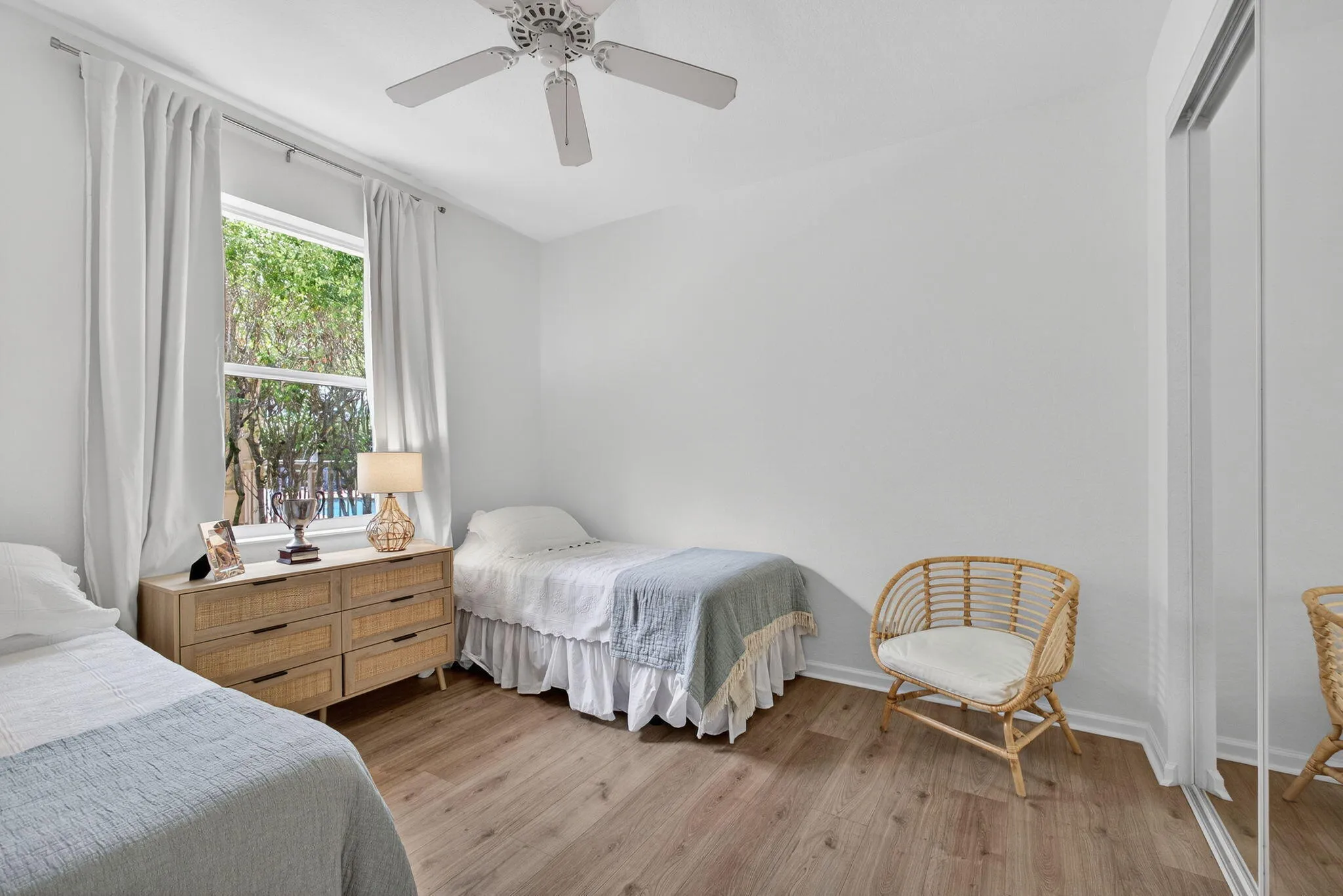 54-web-or-mls-BS1A8485