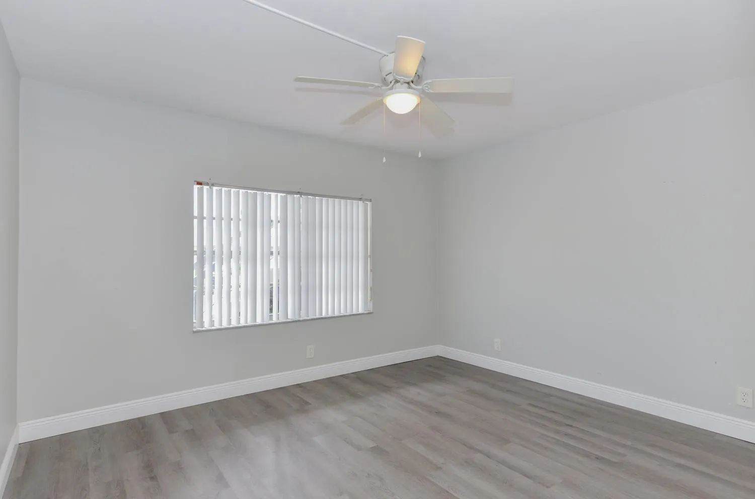 018-037-5759 Phoenix Palm Ct-1500x992