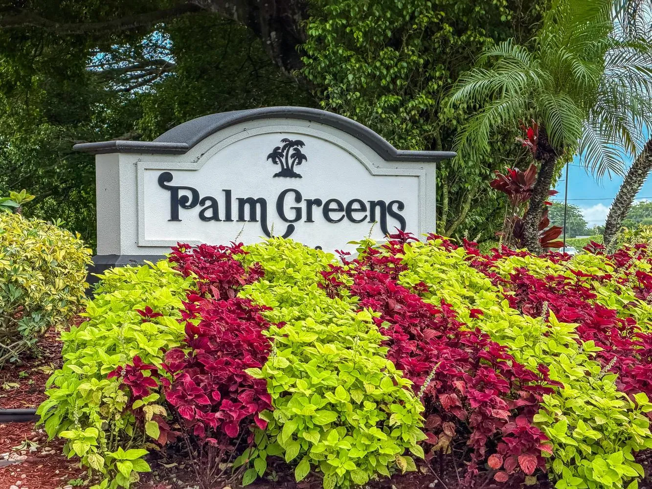036-008-5759 Phoenix Palm Ct-1334x1000